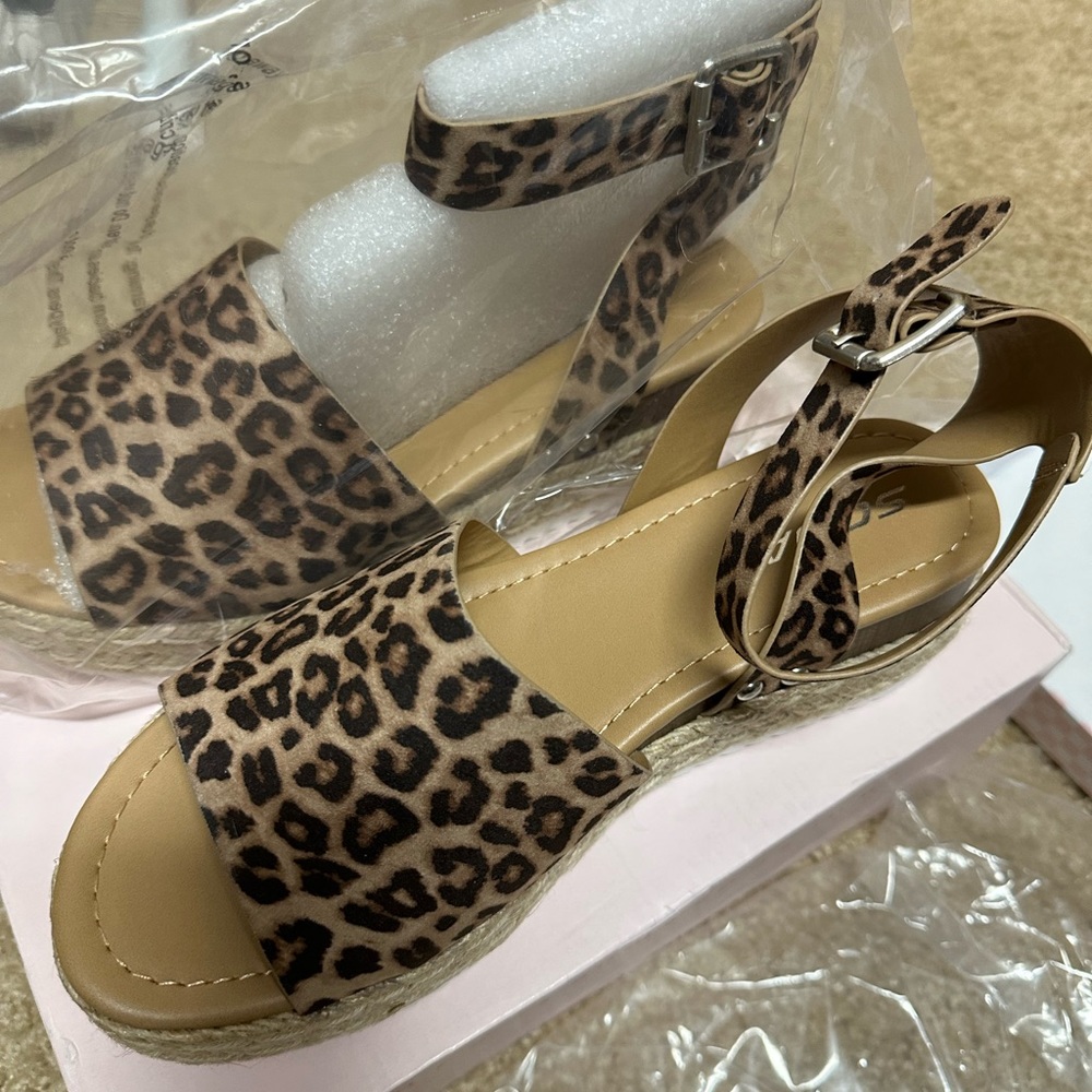 Leopard Print Platform Sandals